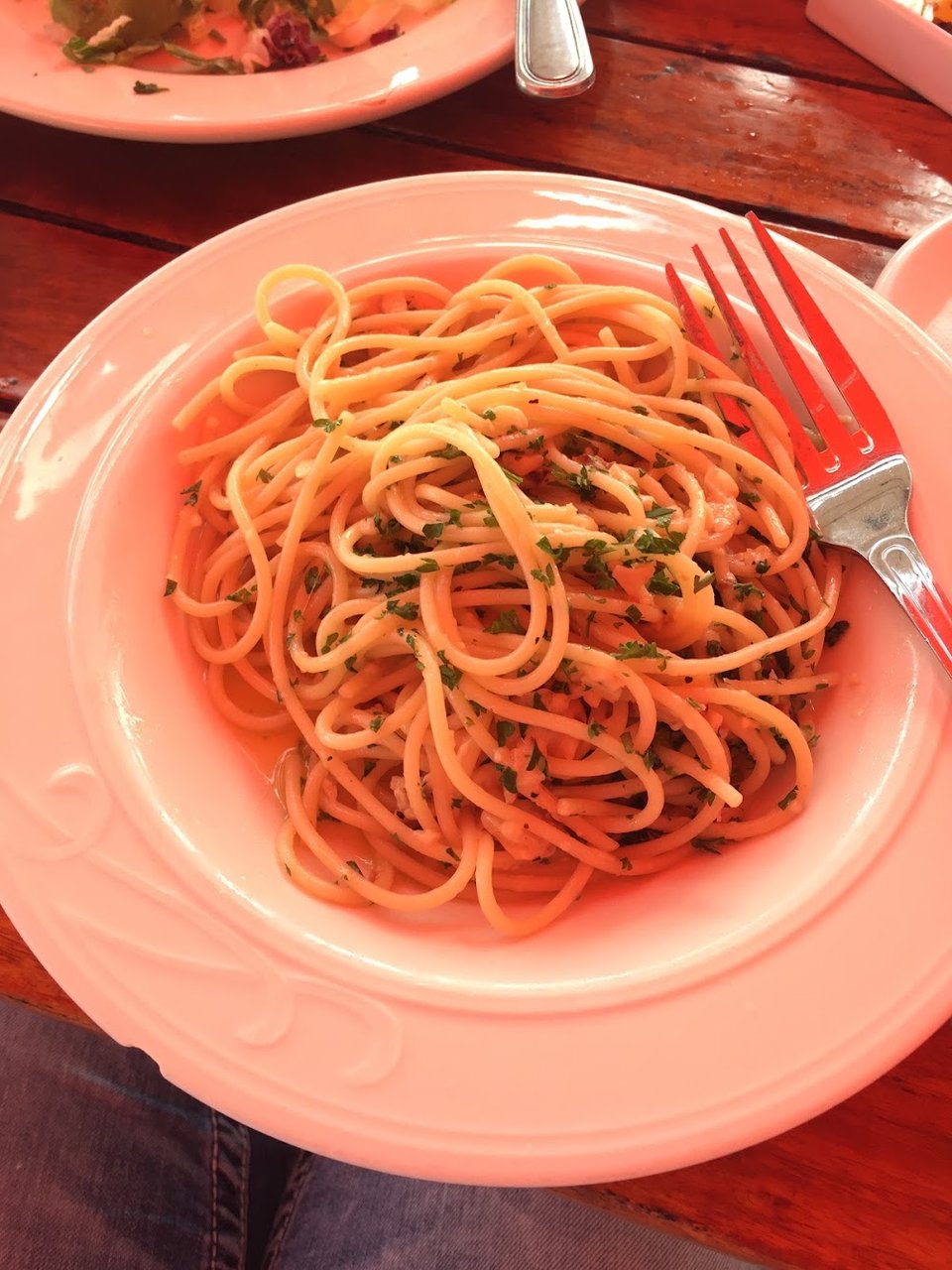 Pasta with Garlic Sauce